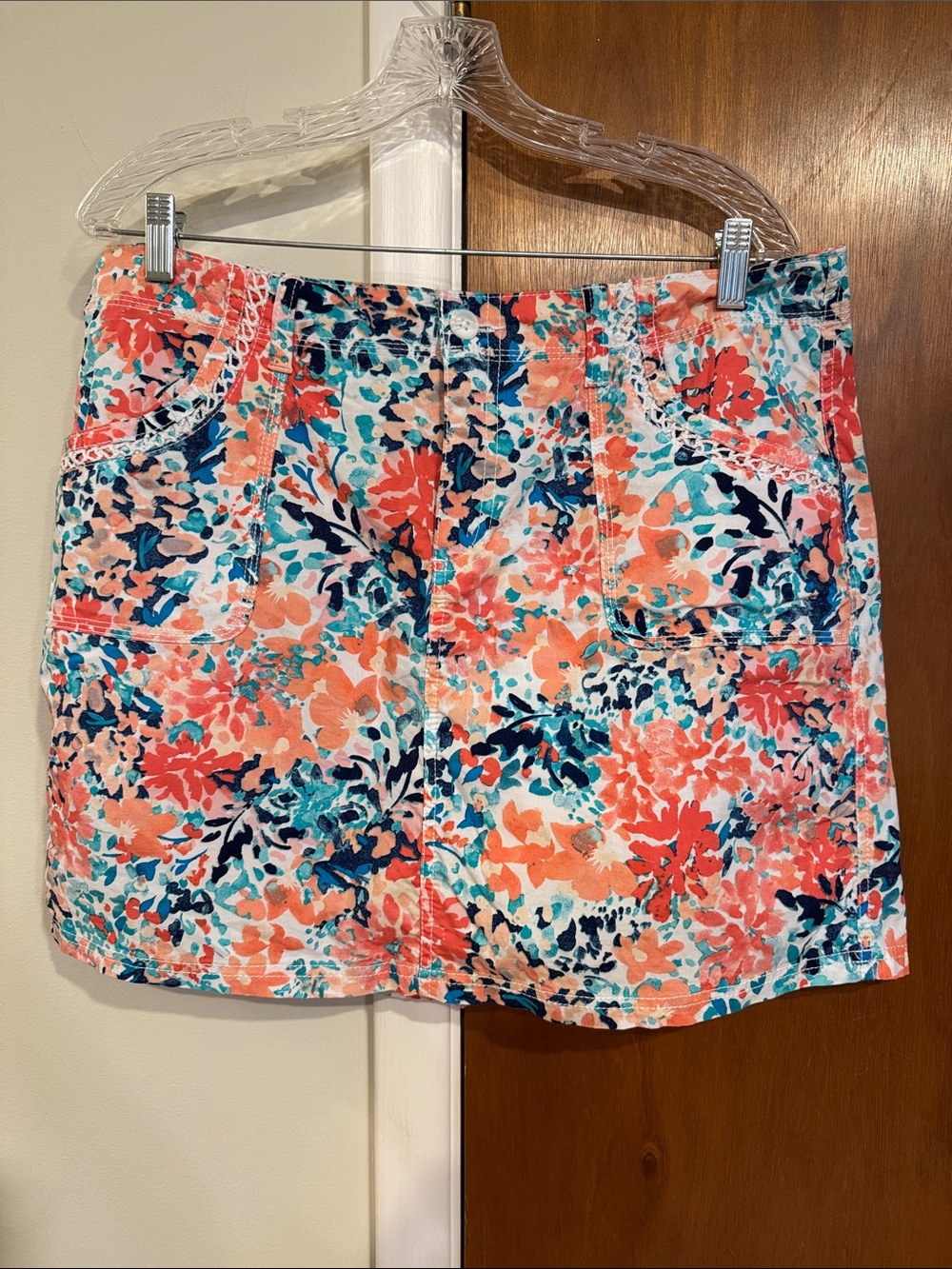 St. John's Bay Skort Coral, Teal & Cream Floral